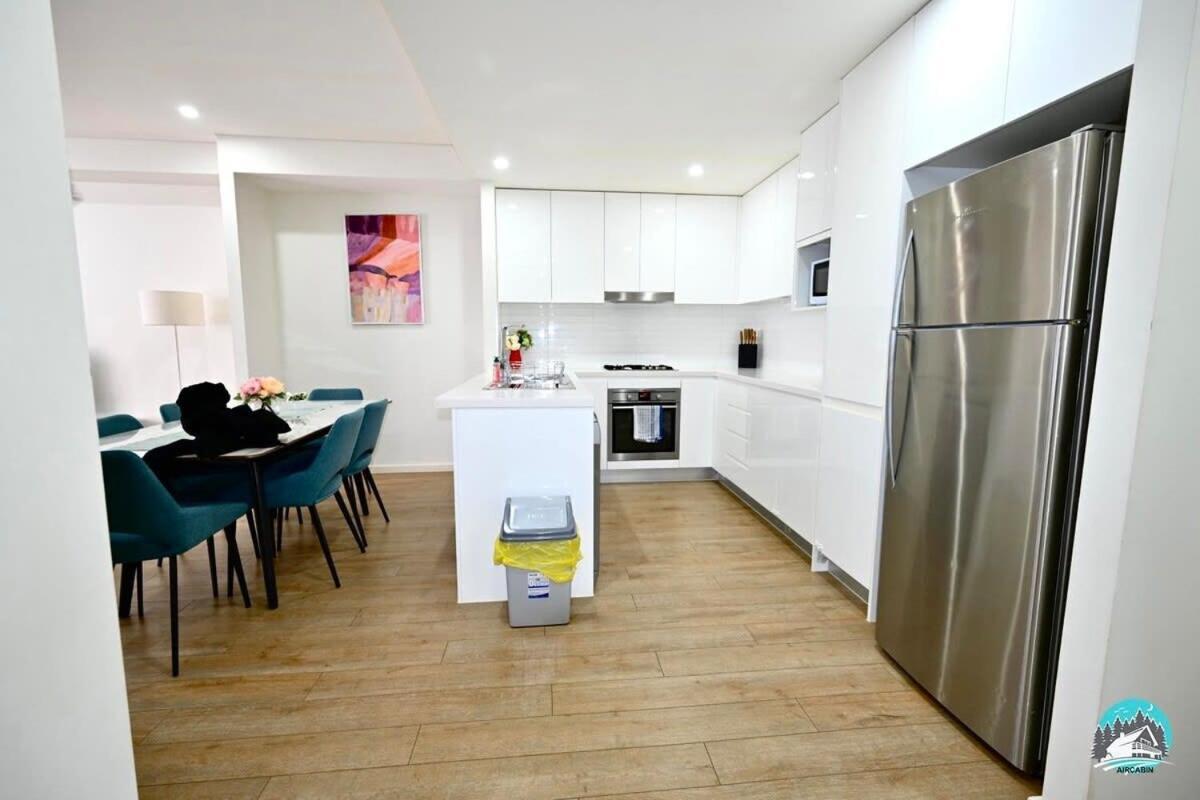 Comfortable 2 Bed In Canterbury Apartment Sydney
